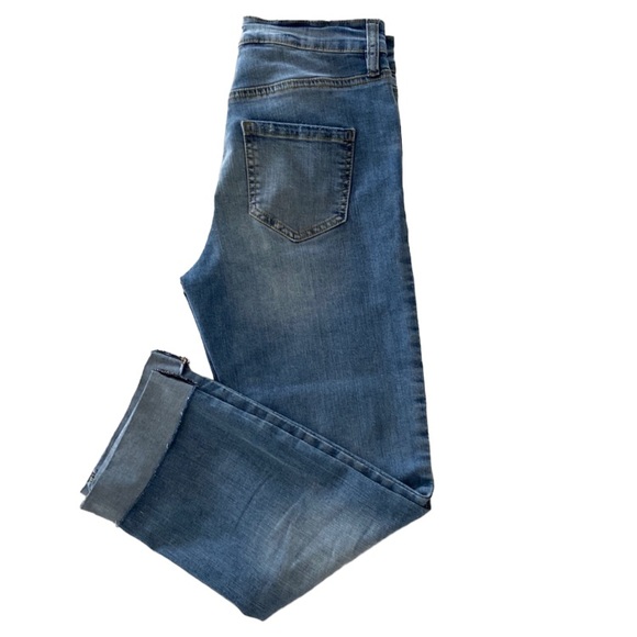 Suko High-Rise, 5 Pocket, Cuffed, Crop Jeans - Picture 1 of 11